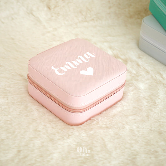 Mini Porte-Bijoux de Voyage – Personnalisé avec Nom & ❤️